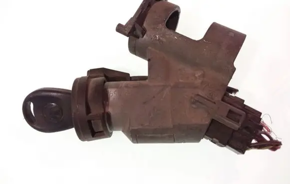 Volkswagen Golf III Ignition lock 357905851A