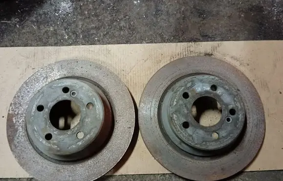 Mercedes-Benz E W211 Rear brake disc