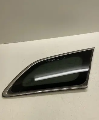 Toyota Avensis T270 Rear side window