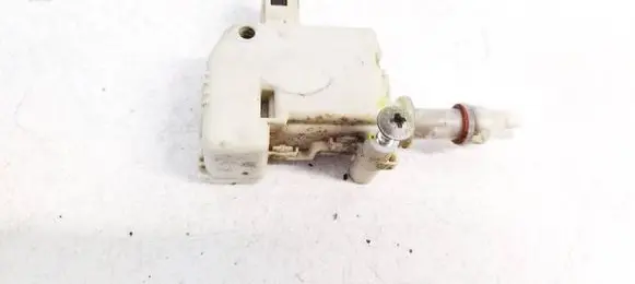 Volkswagen PASSAT B5 Central locking motor