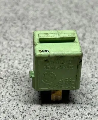 BMW 3 E46 Other relay 8373700