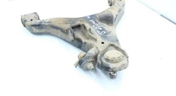 Nissan Navara D40 Front lower control arm/wishbone