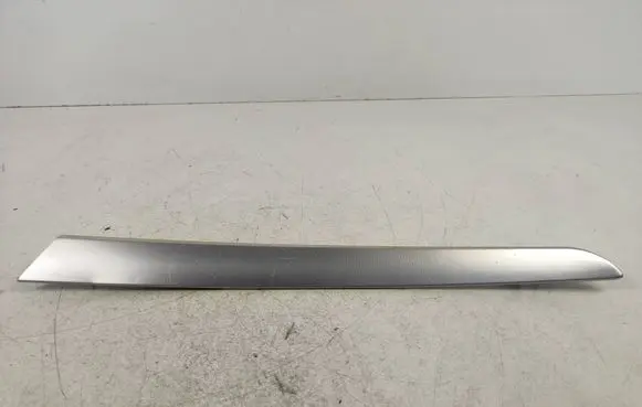Audi A6 S6 C6 4F Front door trim bar 4F0867409A 4F0867409