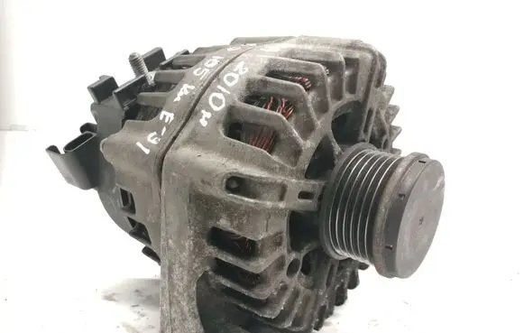 BMW 3 E90 E91 Generator/alternator 8507624 8507624AI02