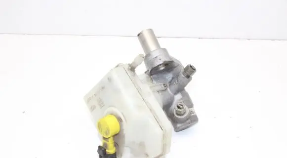 Opel Zafira C Master brake cylinder 41550110