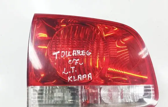 Volkswagen Touareg I Rear/tail lights H6609669 70906011