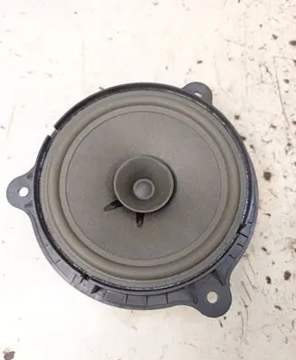 Nissan Pulsar Rear door speaker