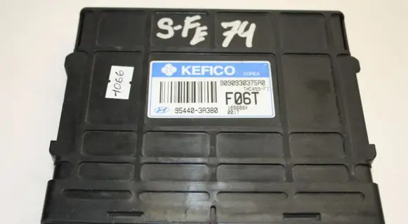 Hyundai Santa Fe Gearbox control unit/module 954403A380