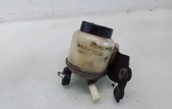 Nissan Murano Z50 Power steering fluid tank/reservoir