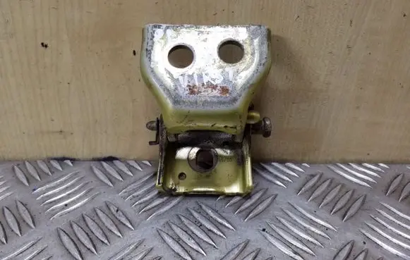 Peugeot 307 Front door upper hinge