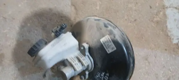 Toyota Aygo AB10 Brake booster 0204702717
