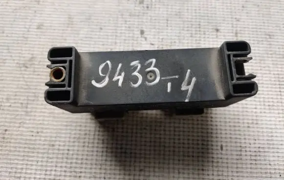 Volkswagen Transporter - Caravelle T4 Coolant fan relay 701919506 5836000