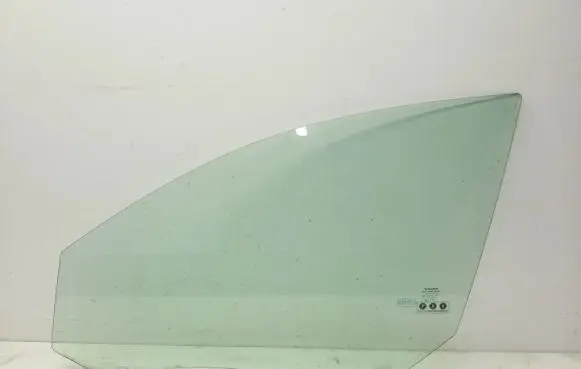 Volvo XC70 Front door window glass four-door 43R001106