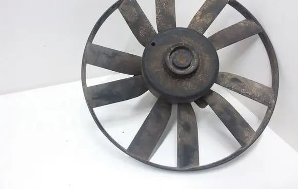Volkswagen Golf III Electric radiator cooling fan 1H0959455J