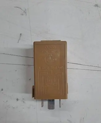 BMW 5 E39 Window wiper relay 8384505