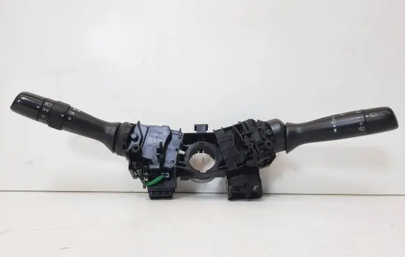 Toyota Yaris Indicator stalk 173832