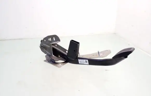 Ford Grand C-MAX Brake pedal AV612467AF