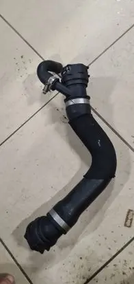 BMW 5 E60 E61 Engine coolant pipe/hose 7789742