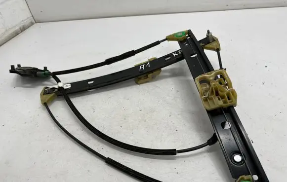 Audi A1 Front window lifting mechanism without motor 8X4837461