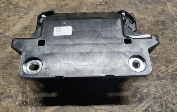 Infiniti Q70 Y51 Other control units/modules 243024GA0A