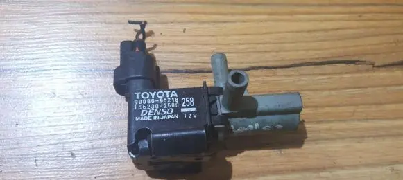 Toyota Corolla E120 E130 Turbo solenoid valve 9008091218 90080-91218