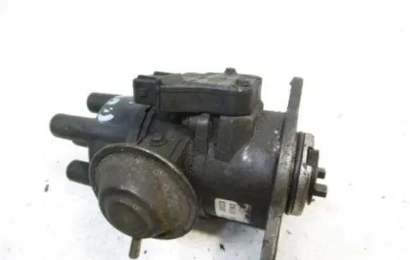 Rover 100 Ignition distributor NJC10024