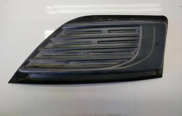 Front bumper lower grill