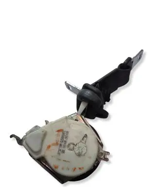 Renault Clio III Middle seatbelt (rear) 0404061