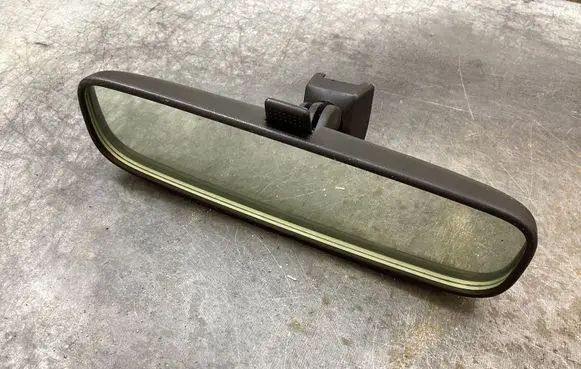 Honda CR-V Rear view mirror (interior) E4022197