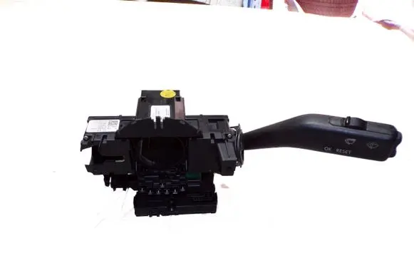 Volkswagen PASSAT B6 Wiper switch 3C5953507A 3C5953513A 3C0953549A