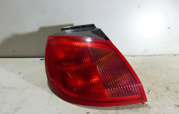Mitsubishi Colt Rear/tail lights MR957365