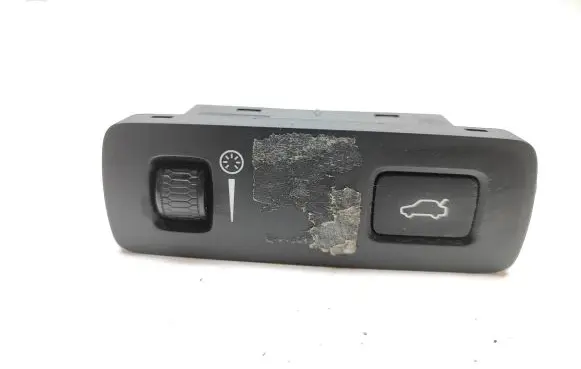 Volvo S90, V90 Tailgate opening switch 31376510 16W492 T16490093401