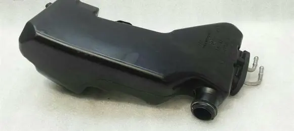 Mercedes-Benz E W238 Windshield washer fluid reservoir/tank A2058600360