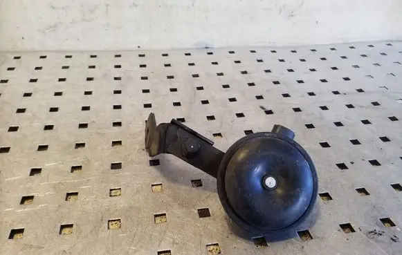 Hyundai ix35 Horn signal 966302S100