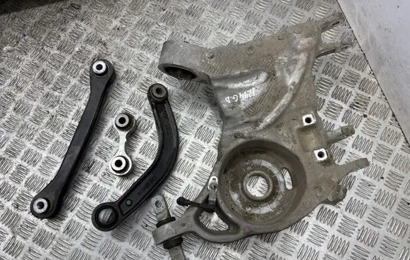 Peugeot 3008 III Rear upper control arm/wishbone