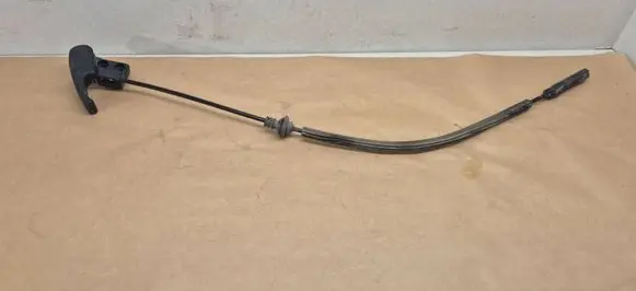 Audi A3 S3 8P Engine bonnet (hood) release handle 1H1823533 8p0823535b