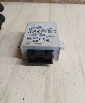 BMW 5 E39 Immobilizer control unit/module 61356905668 110187 05393244