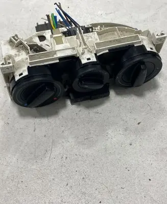 Volkswagen Golf IV Climate control unit 901511210000 1J0819147B 659697R