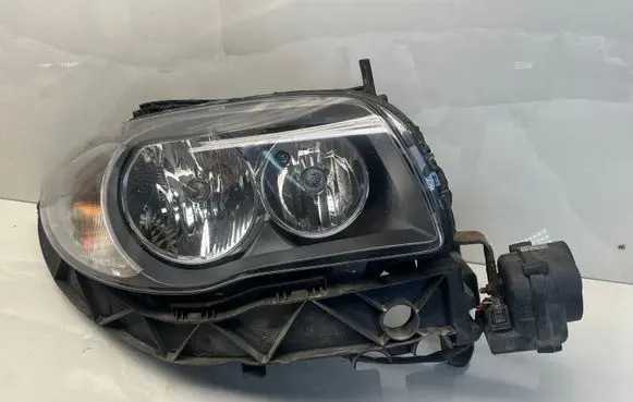 BMW 1 E81 E87 Headlight/headlamp 7249650