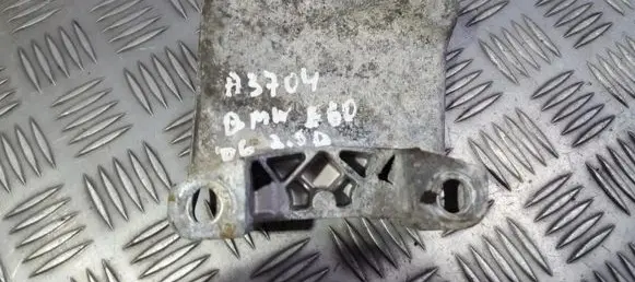 BMW 5 E60 E61 Engine mounting bracket AC46000