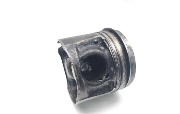 Opel Astra J Piston B16DTL 0687776302