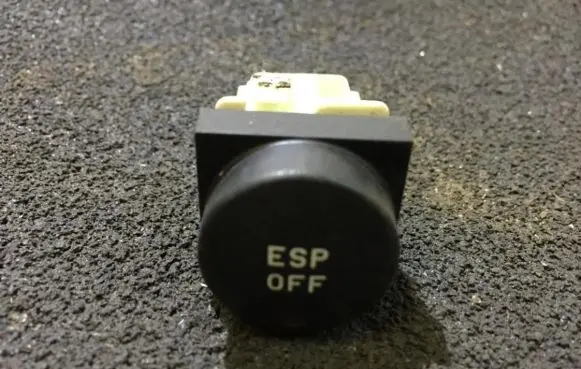 Citroen Xsara Picasso ESP (stability program) switch 9643213977
