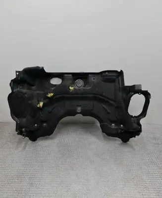 Land Rover Discovery 5 Heat shield in engine bay HPLA10B811