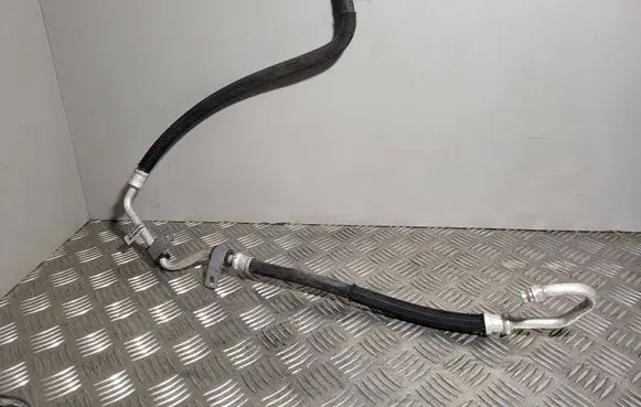 Power steering hose/pipe/line