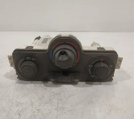 Renault Scenic II - Grand scenic II Climate control unit 69587003