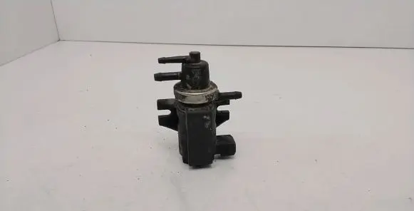 Volkswagen PASSAT B5 Turbo solenoid valve 1H0906627 72190320