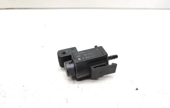 Vacuum valve