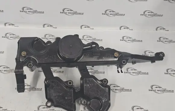 Nissan X-Trail T31 Rocker cam cover 8200673395