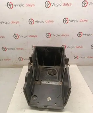 Battery box tray
