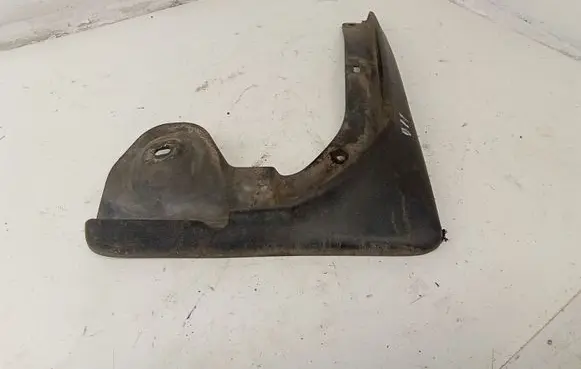 Skoda Octavia Mk2 (1Z) Front mudguard 1Z0821820